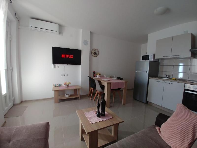 Apartmani Valuna Privlaka  Exterior photo